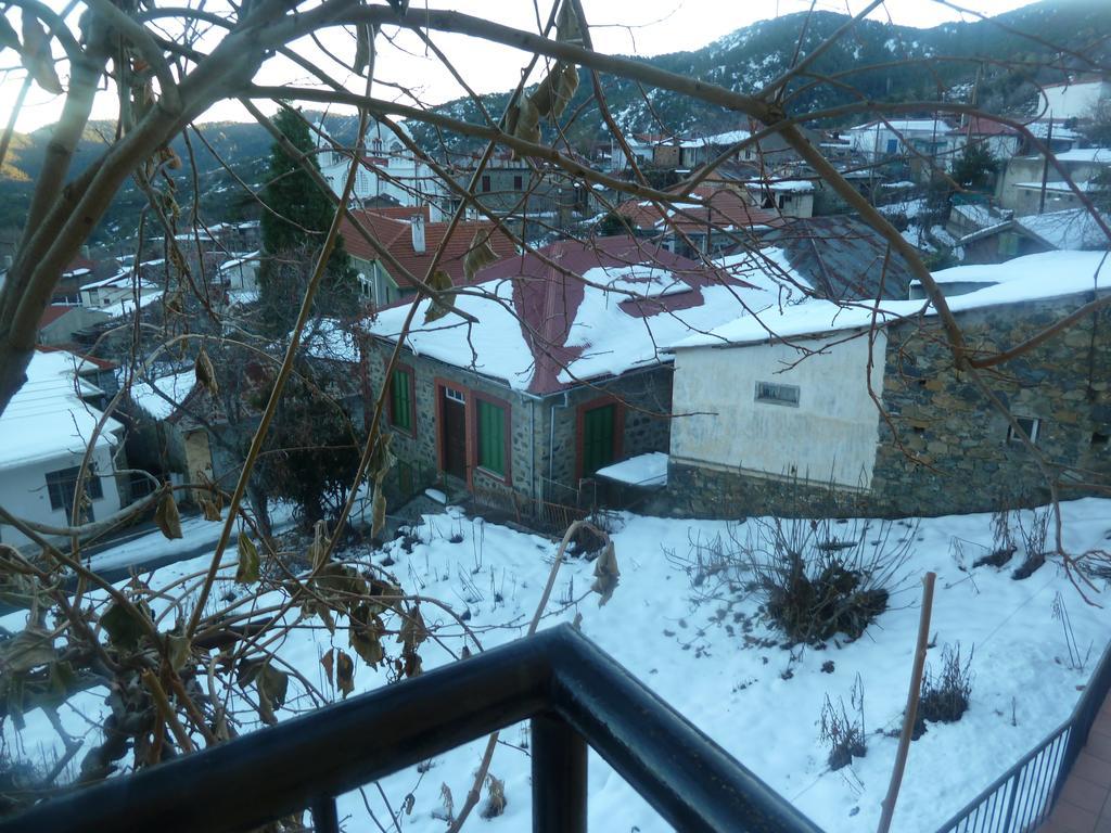 Capuralli Hotel Pedhoulas Esterno foto