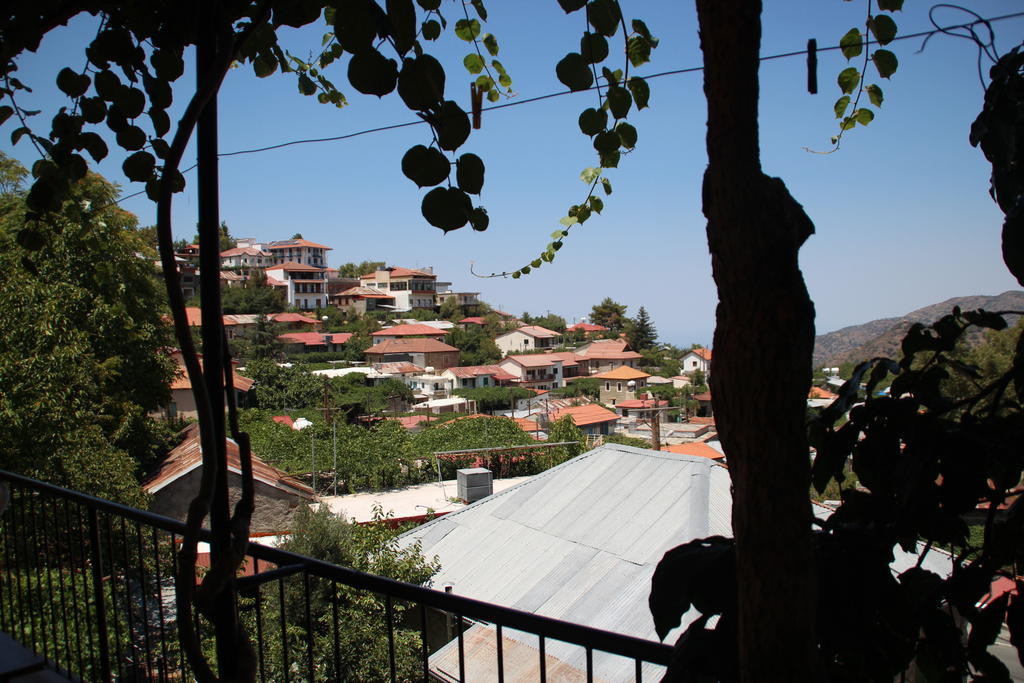 Capuralli Hotel Pedhoulas Esterno foto