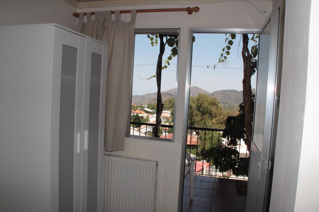 Capuralli Hotel Pedhoulas Esterno foto
