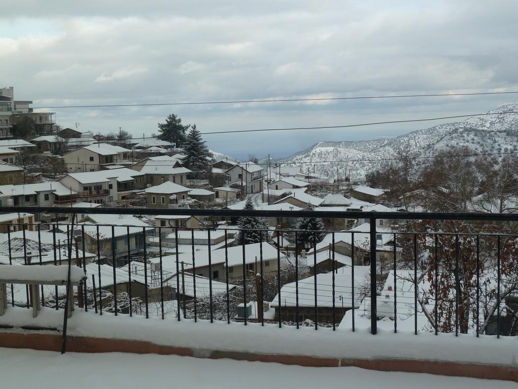 Capuralli Hotel Pedhoulas Esterno foto